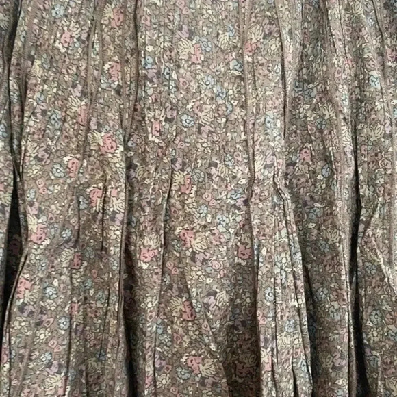 UO Staring at Stars Brown Floral Skirt - Picture 3 of 10